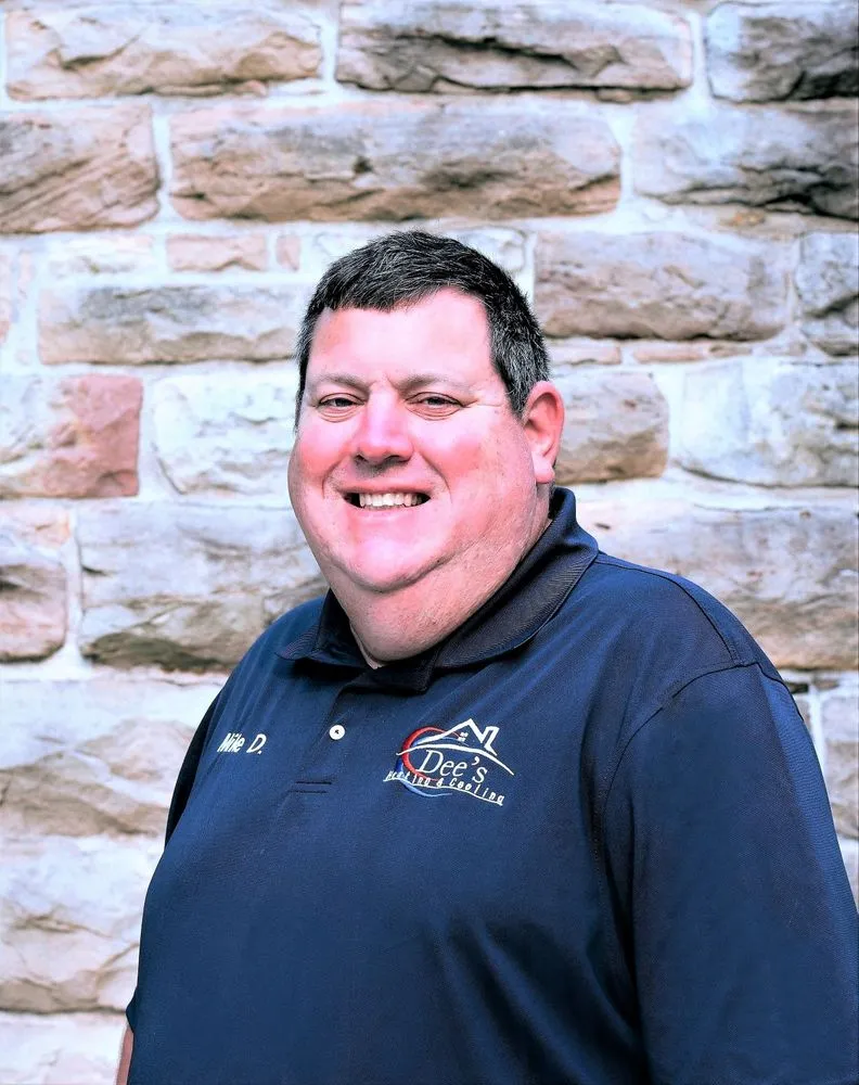 Slide of Dee's Heating & Cooling