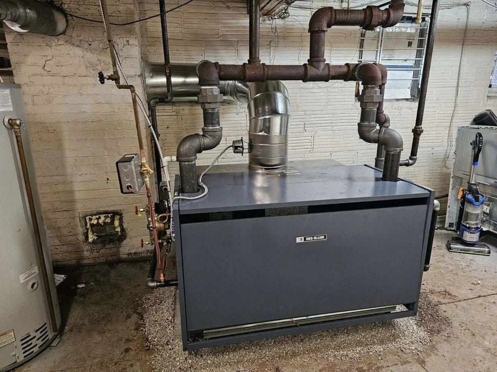 Slide of Dee's Heating & Cooling