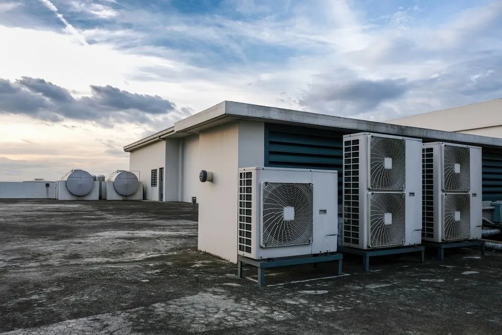 Slide of DEGLB2 Contractors