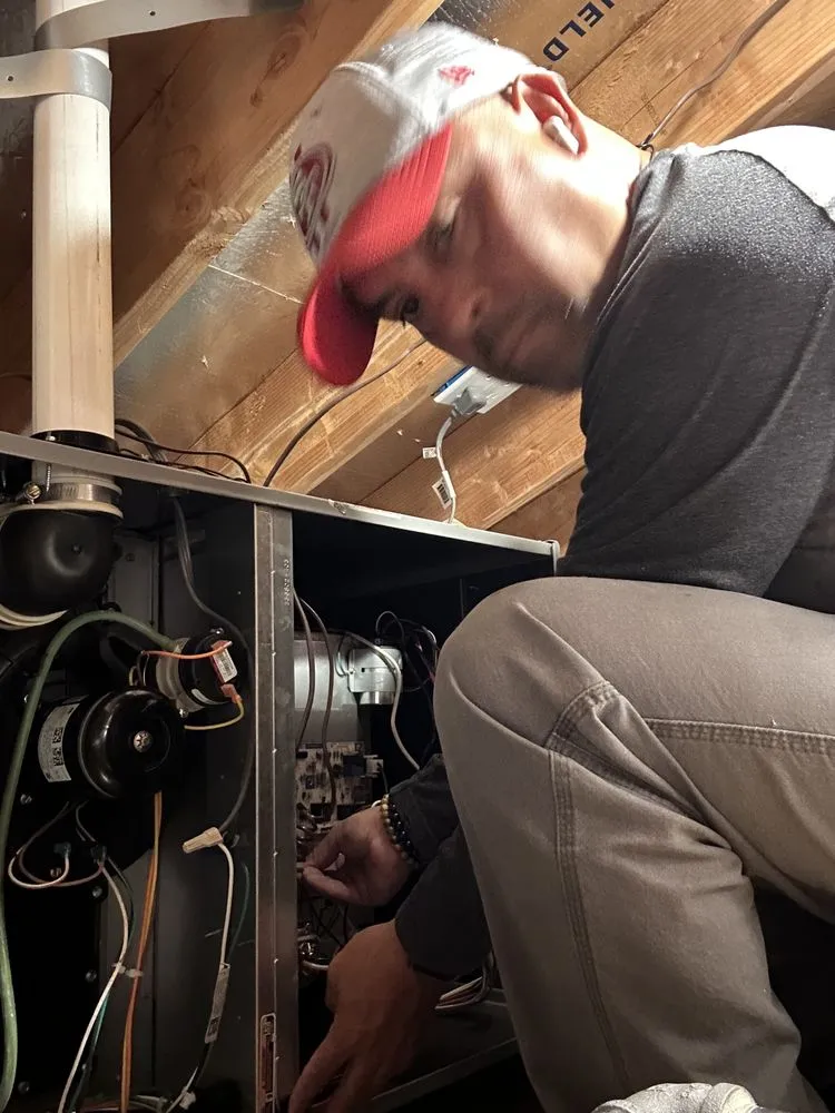 Slide of Del Carpio's Air Conditioning