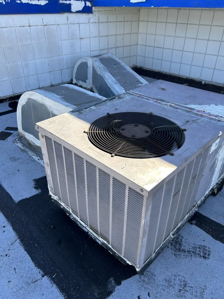 Slide of Del Carpio's Air Conditioning