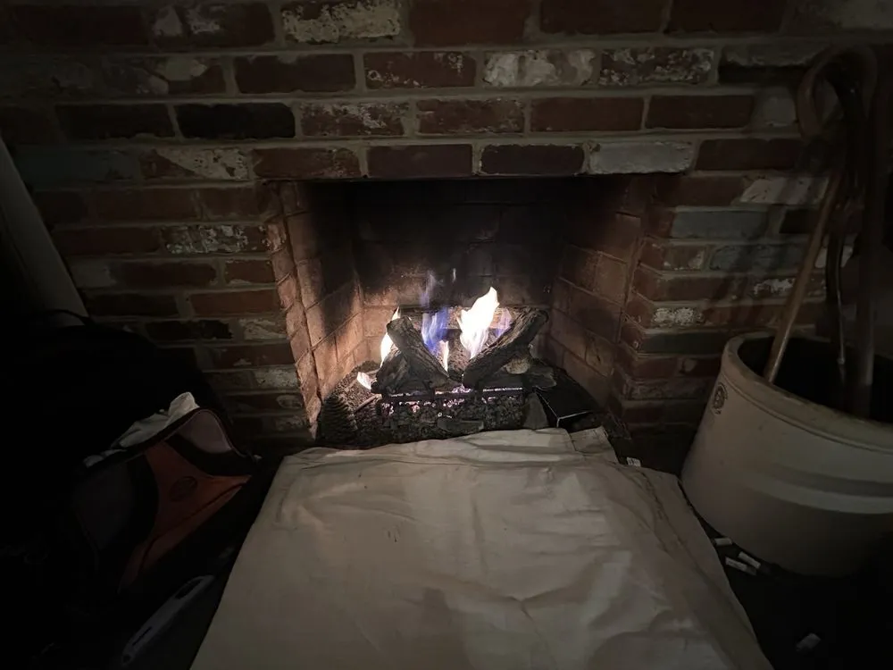 Slide of Del Cid Gas Fireplace