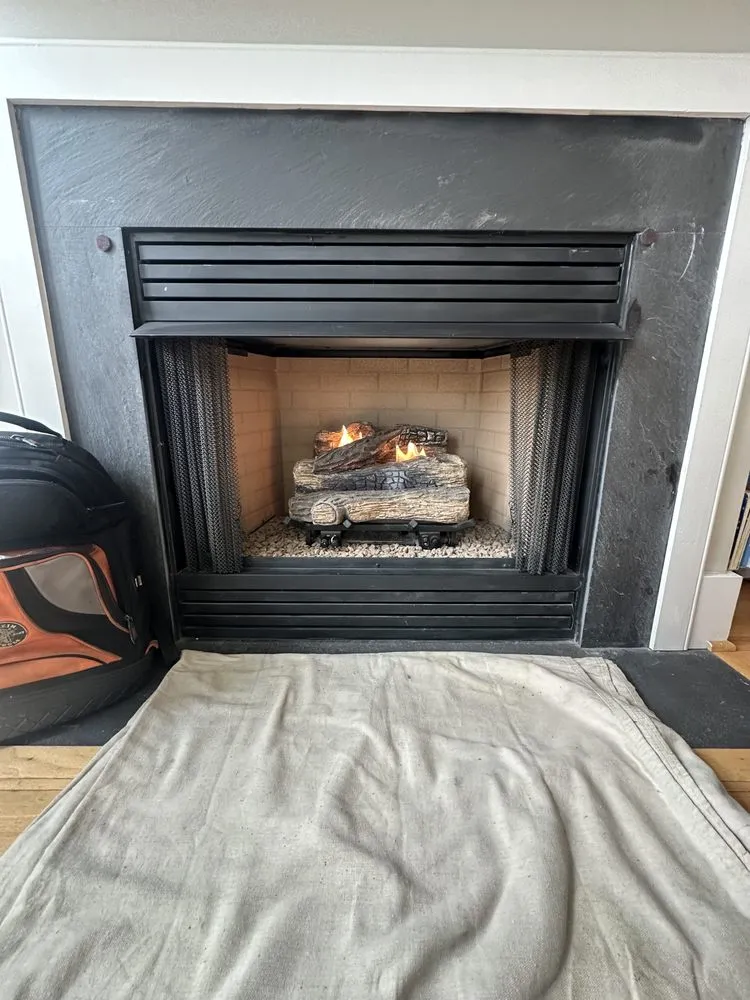 Slide of Del Cid Gas Fireplace