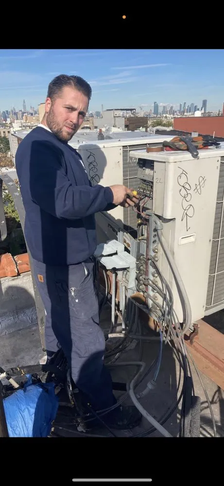 Slide of Delevas Mechanical