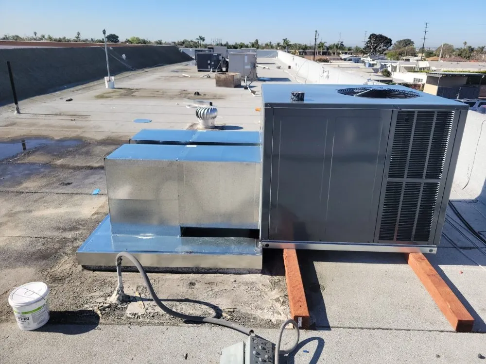 Slide of Della-Mora Heating and Air Conditioning