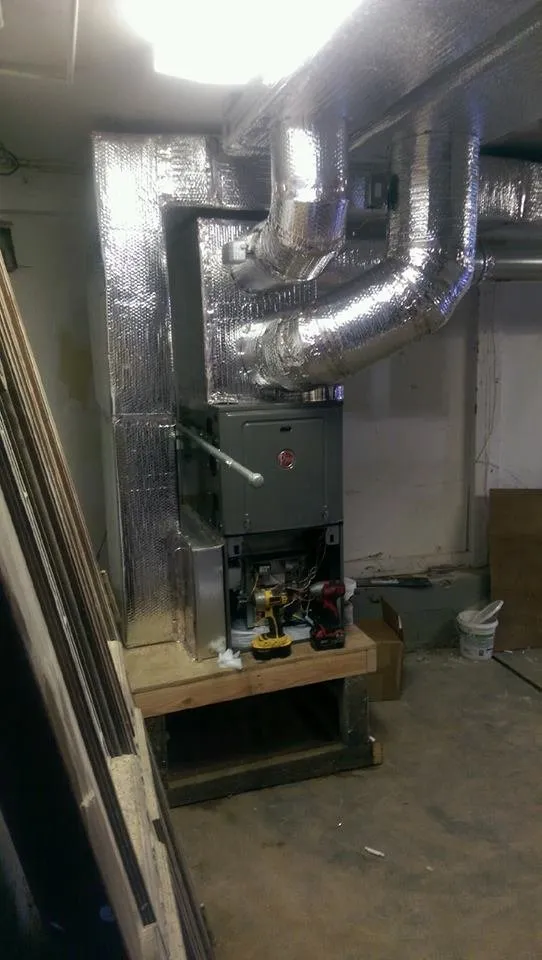 Slide of Dell's Heating & Air