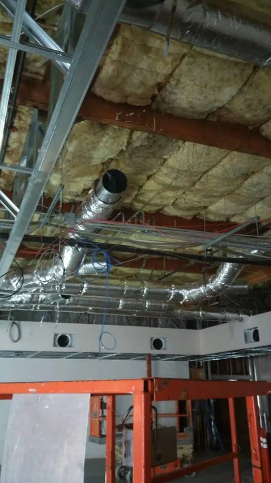 Slide of Dell's Heating & Air