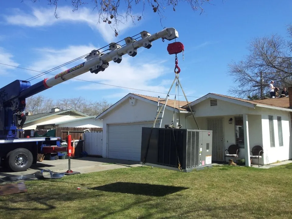 Slide of Dell's Heating & Air