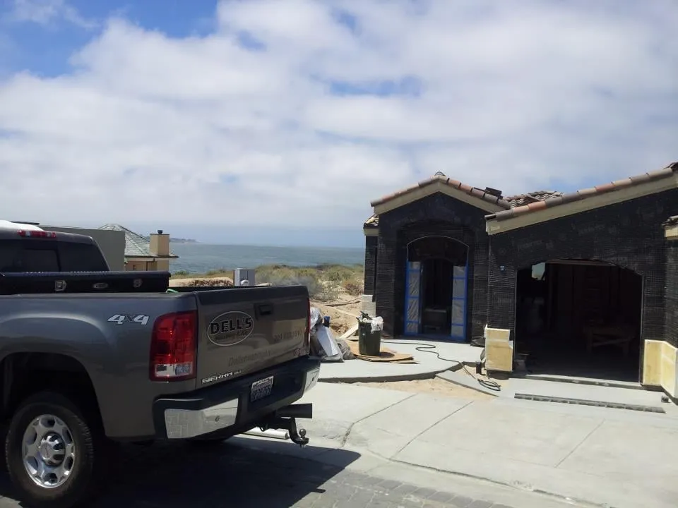 Slide of Dell's Heating & Air