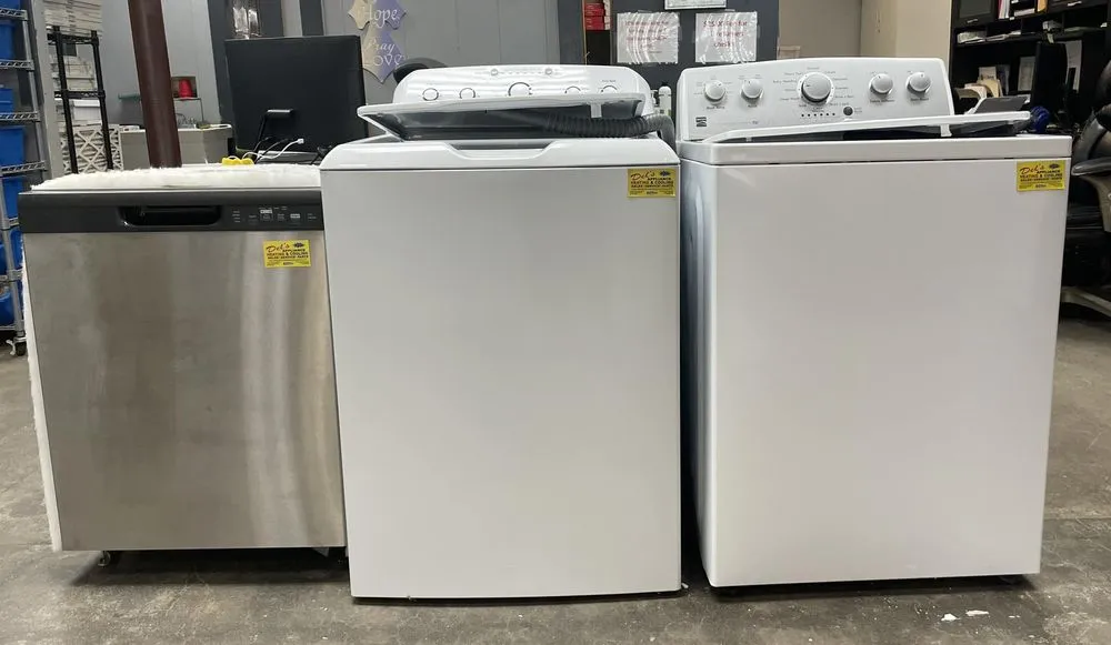 Slide of Del's Appliance Heating & Cooling