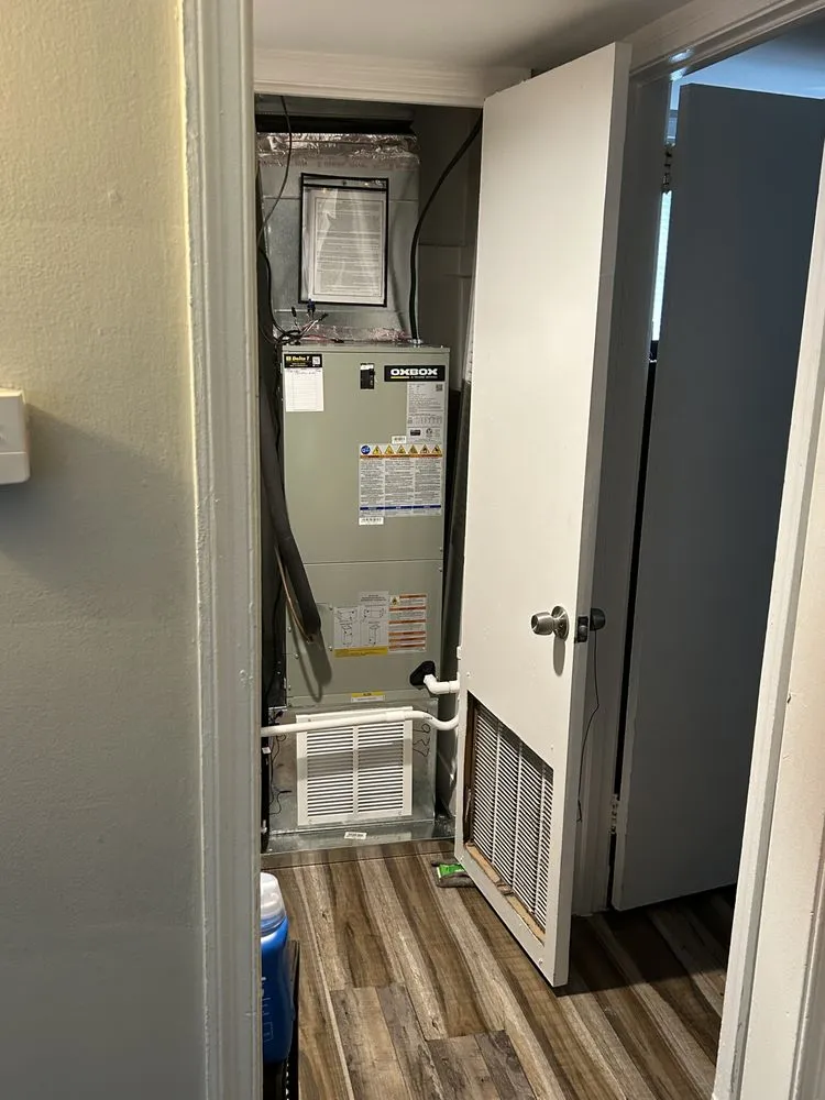 Slide of Delta T Freelance Heating & Air