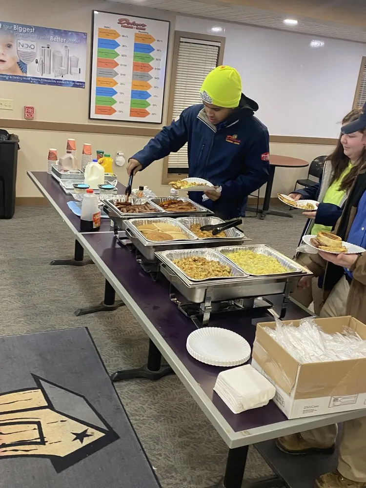 Slide of Deluxe Plumbing & Heating