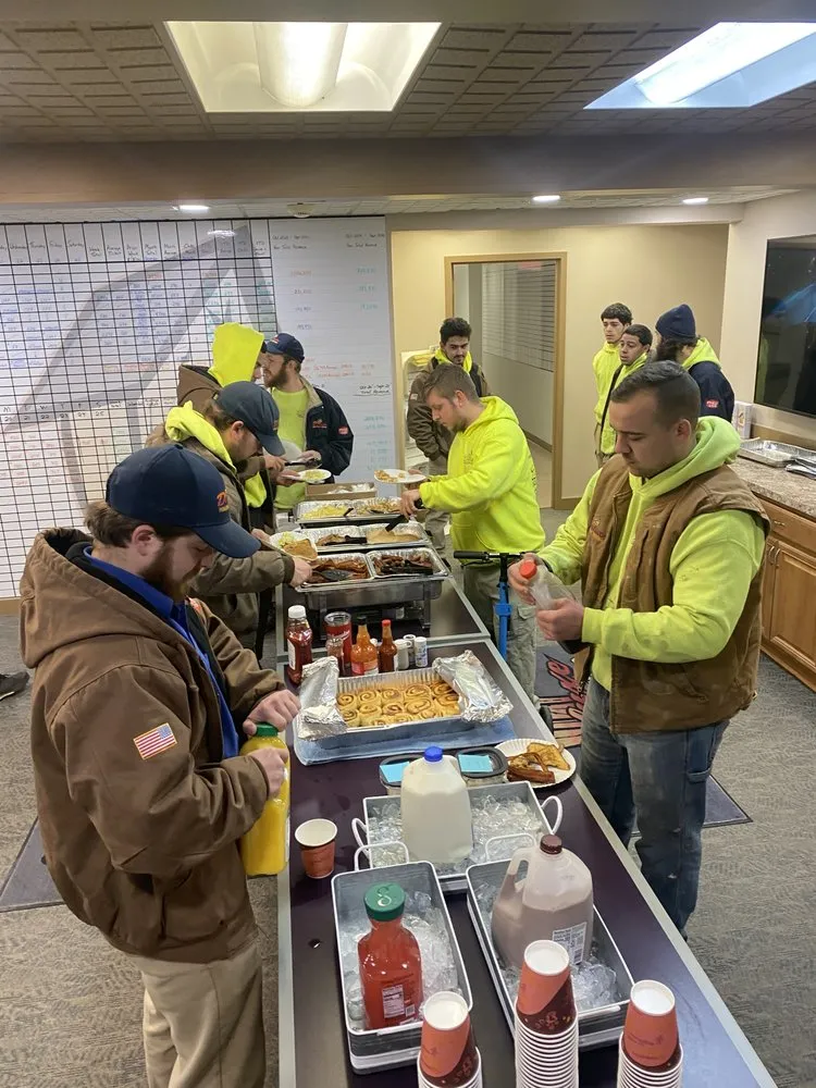 Slide of Deluxe Plumbing & Heating