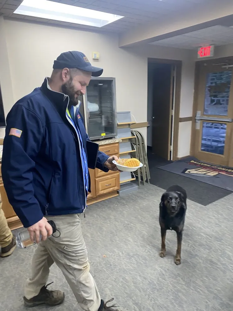 Slide of Deluxe Plumbing & Heating