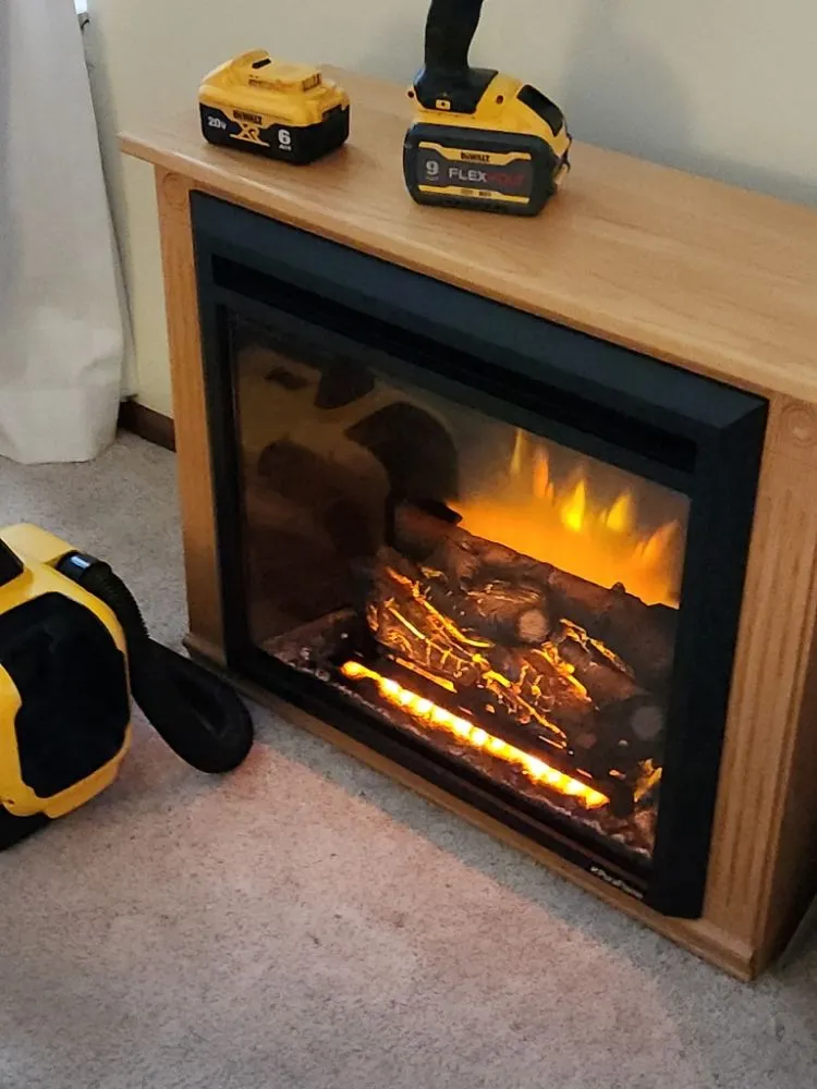 Slide of Denny's Heating Cooling & Handyman Repair