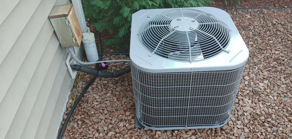 Slide of Denny's Heating Cooling & Handyman Repair