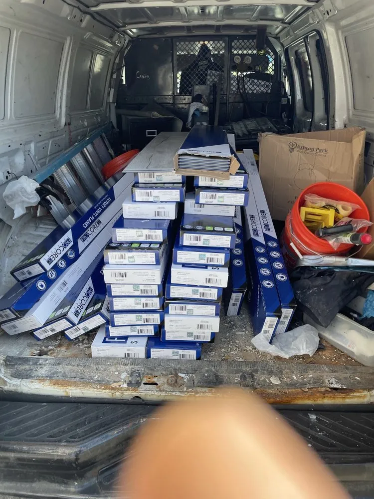 Slide of Deons Home Repair