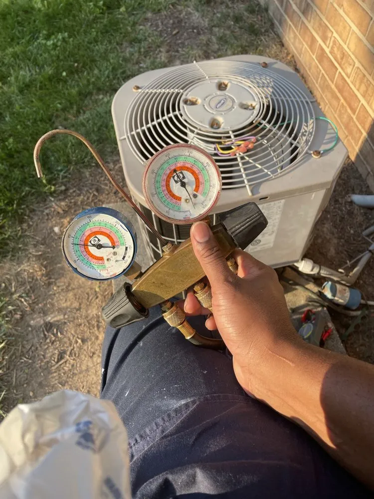 Slide of Deons Home Repair