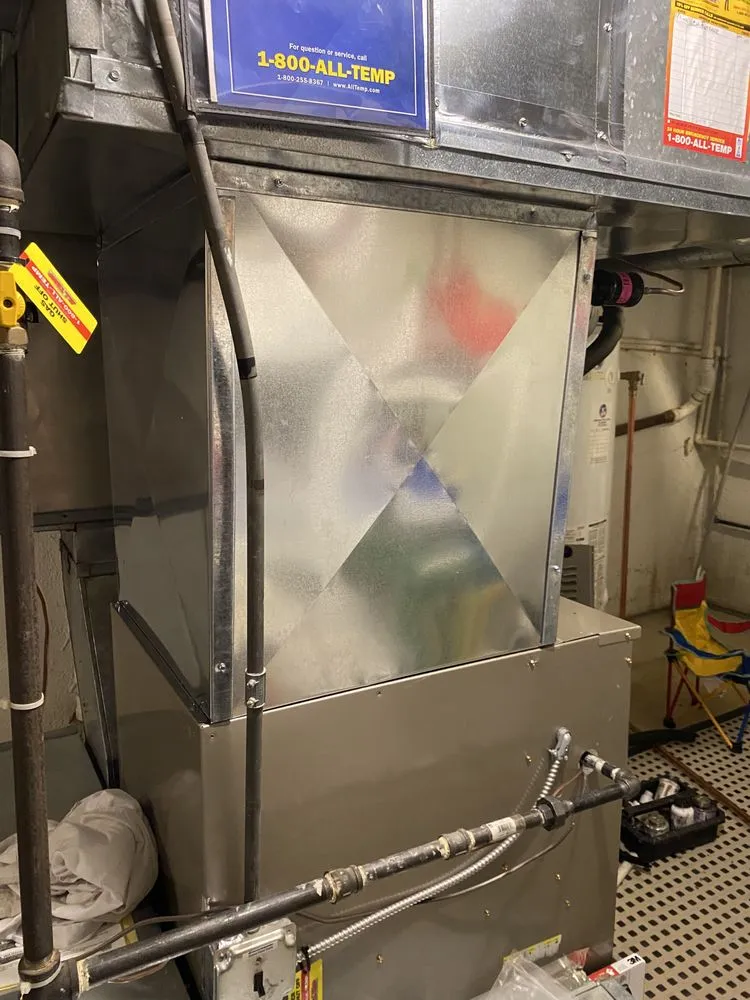 Slide of Derrick's HVAC Services