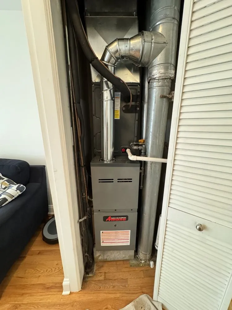 Slide of Derrick's HVAC Services