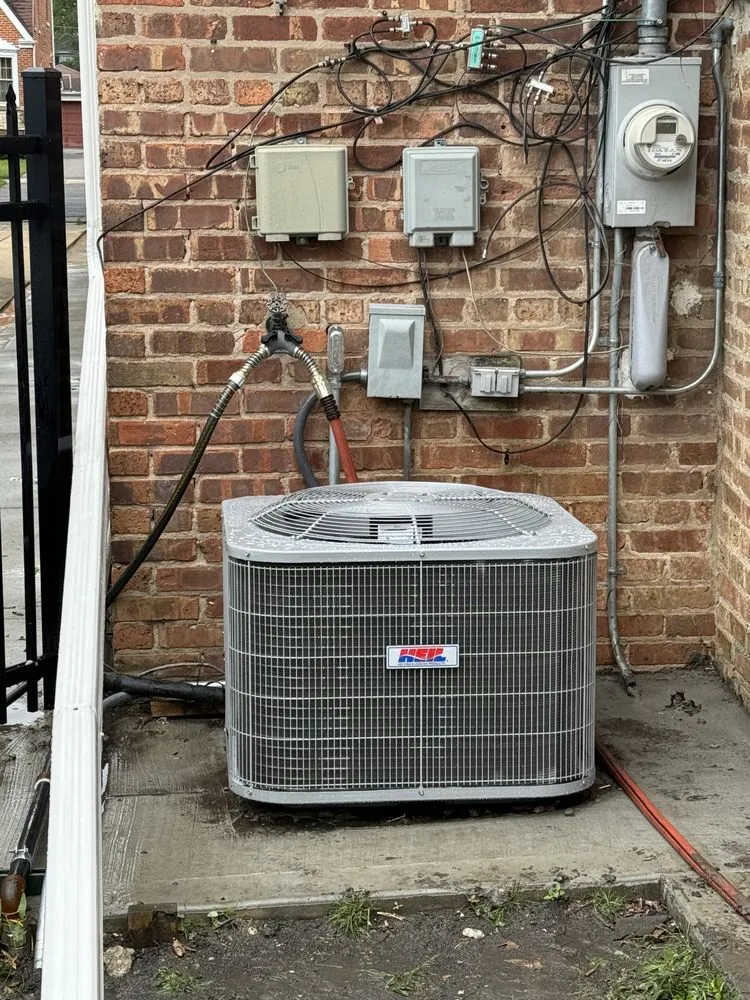 Slide of Derrick's HVAC Services