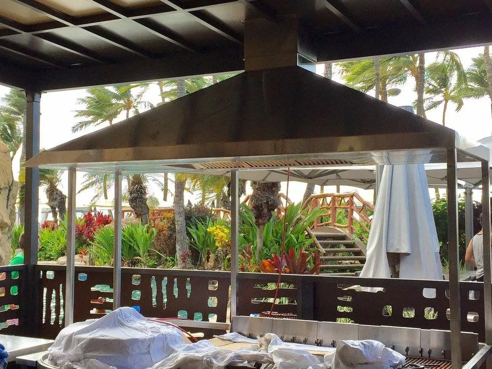 Slide of Des Tobin Custom Sheet Metal