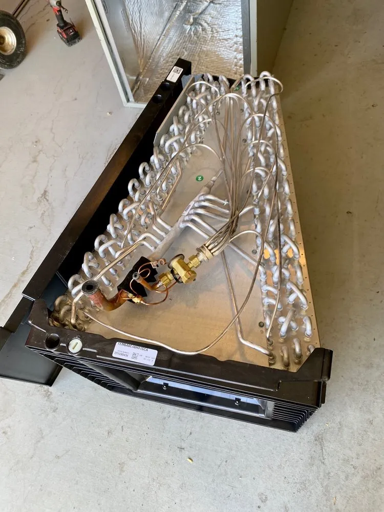 Slide of Desert Diamond Air