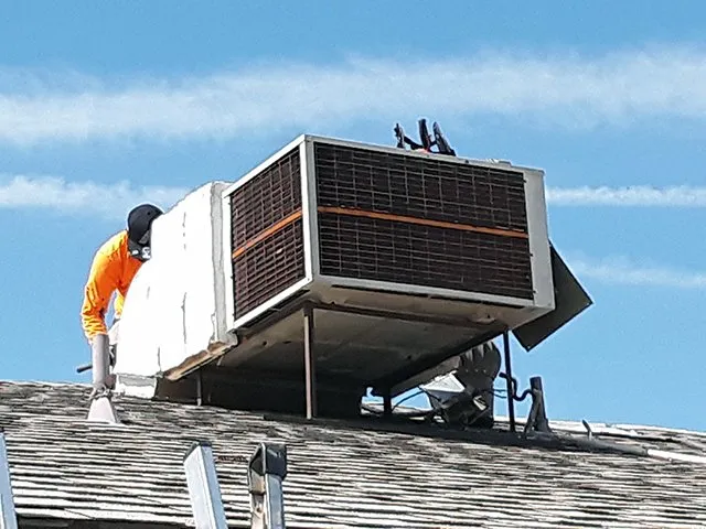 Slide of Desert Hills Heating & Cooling