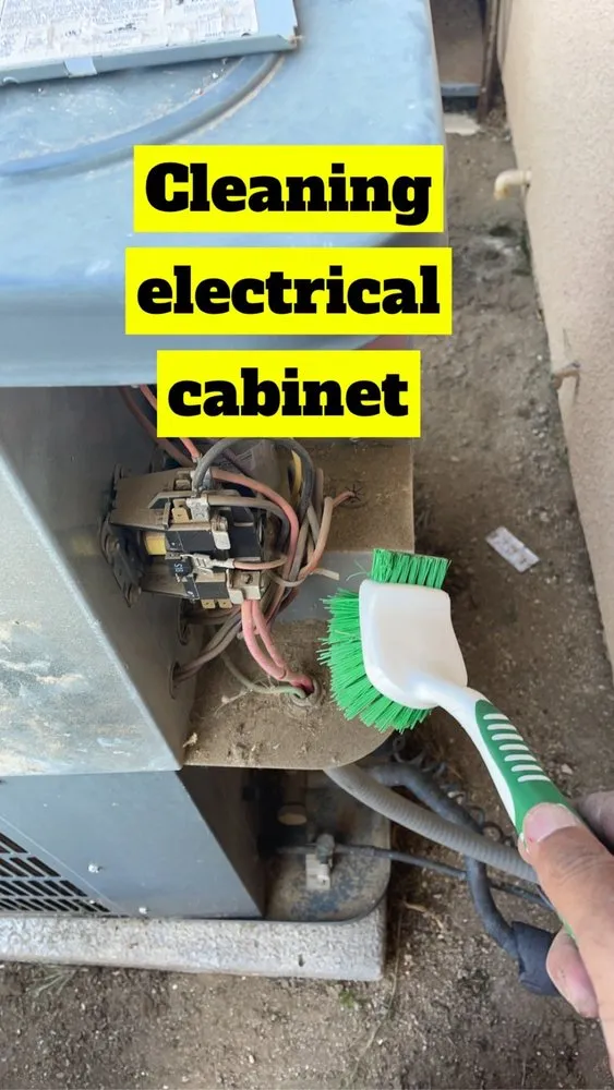 Slide of Desert Lion Air Services