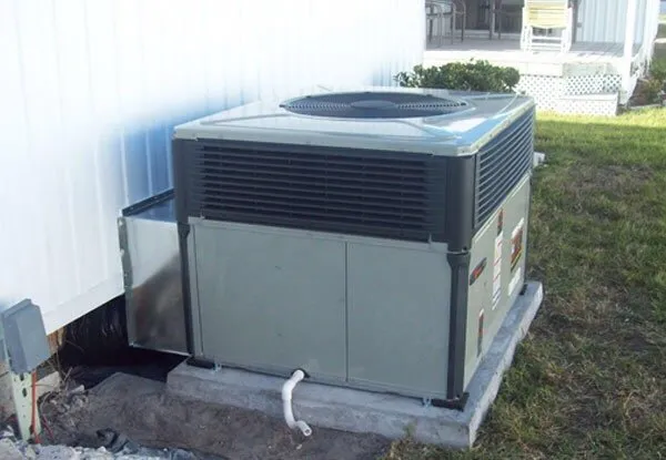 Slide of Desert Solutions Air Conditioning & Heating