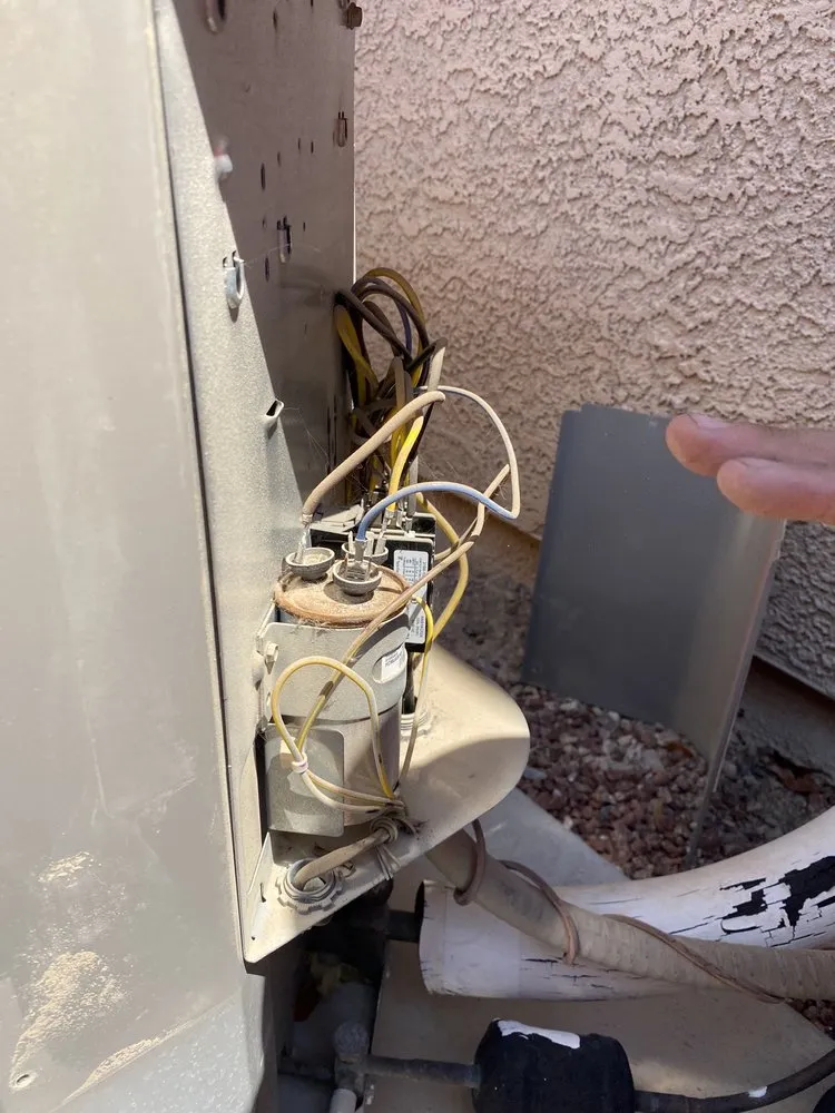 Slide of Desert West