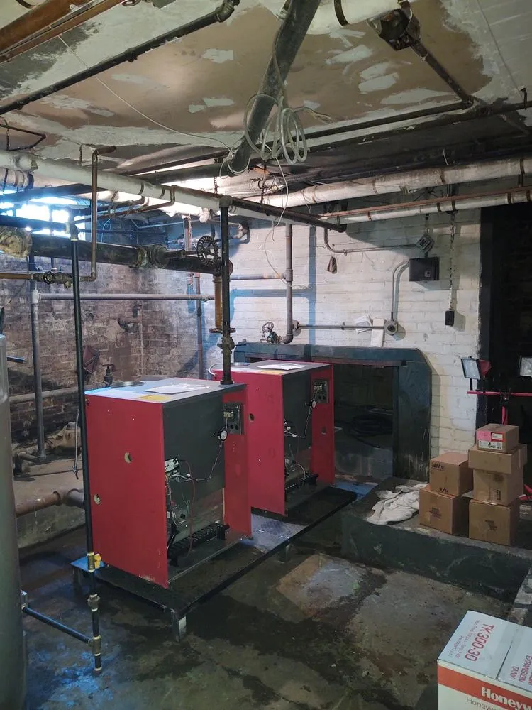 Slide of Detroit Metro Mechanical