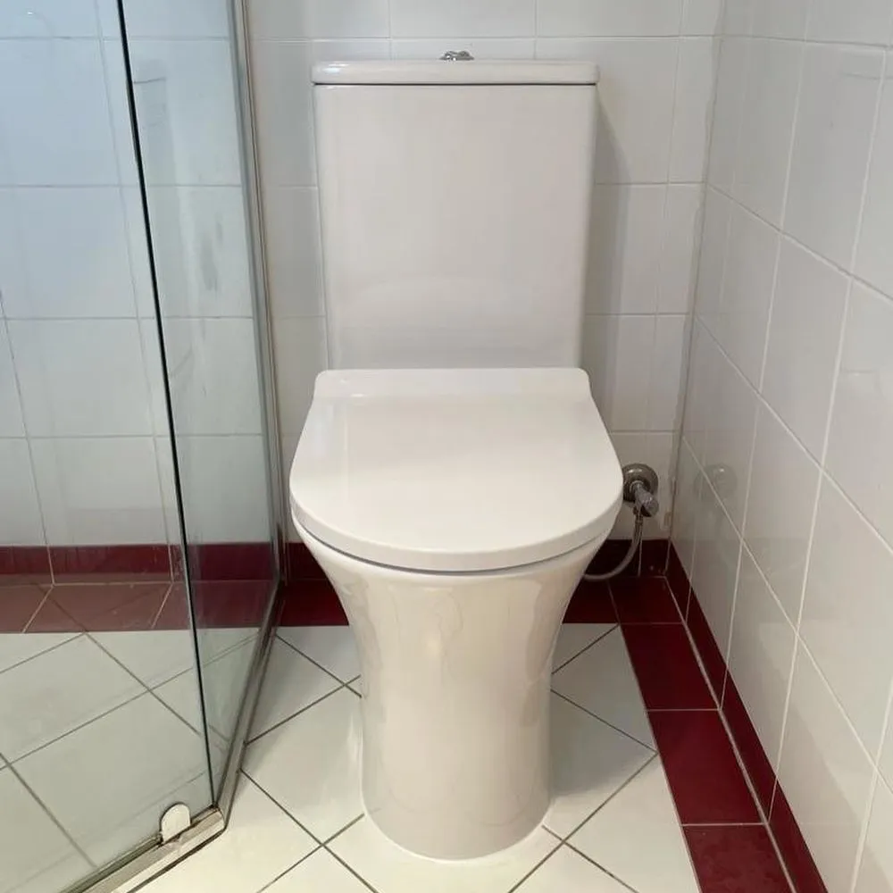 Slide of Devon Ave Licensed Plumber