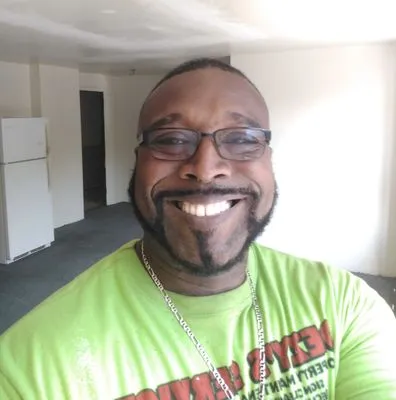 Dezy Service Property Maintenance and Management HVAC Logo