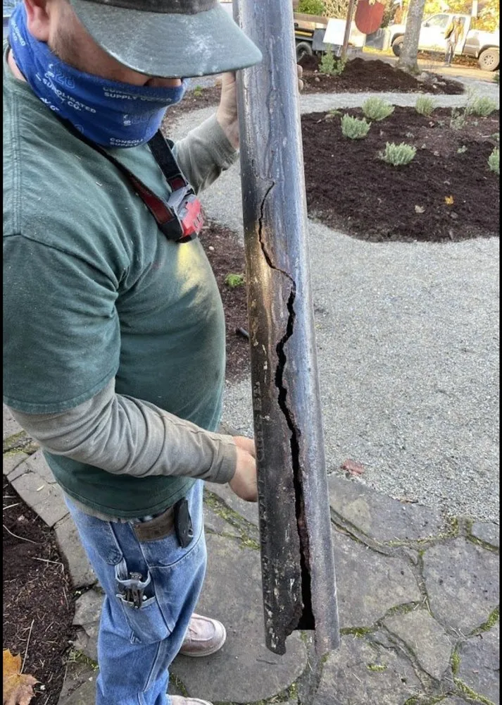 Slide of D&F Plumbing, Heating and Cooling