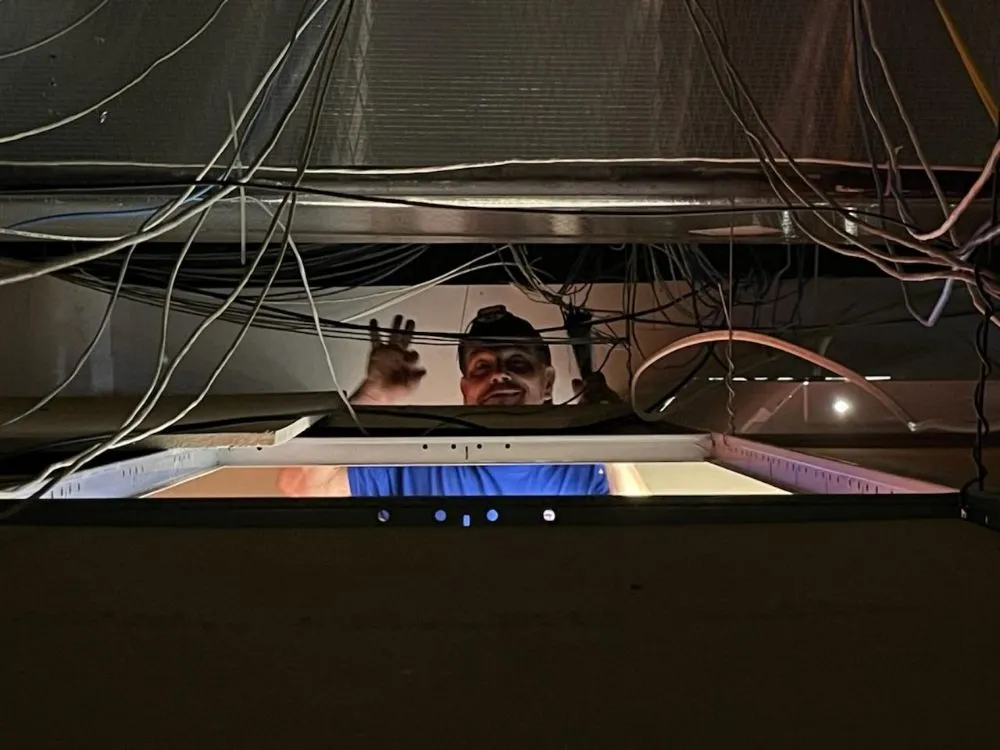 Slide of DFE Electrical Services