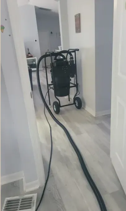 Slide of D&G Air Duct Services