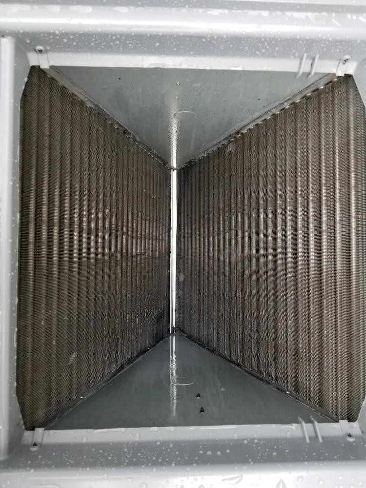 Slide of Diamond Air Design