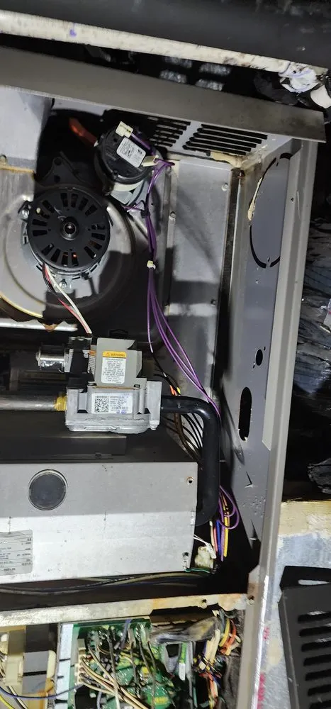 Slide of Diamond-Aire Mechanical