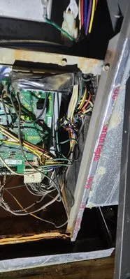 Diamond-Aire Mechanical Logo