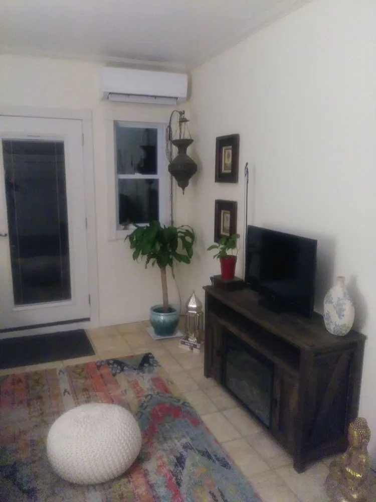 Slide of Diamond Comfort