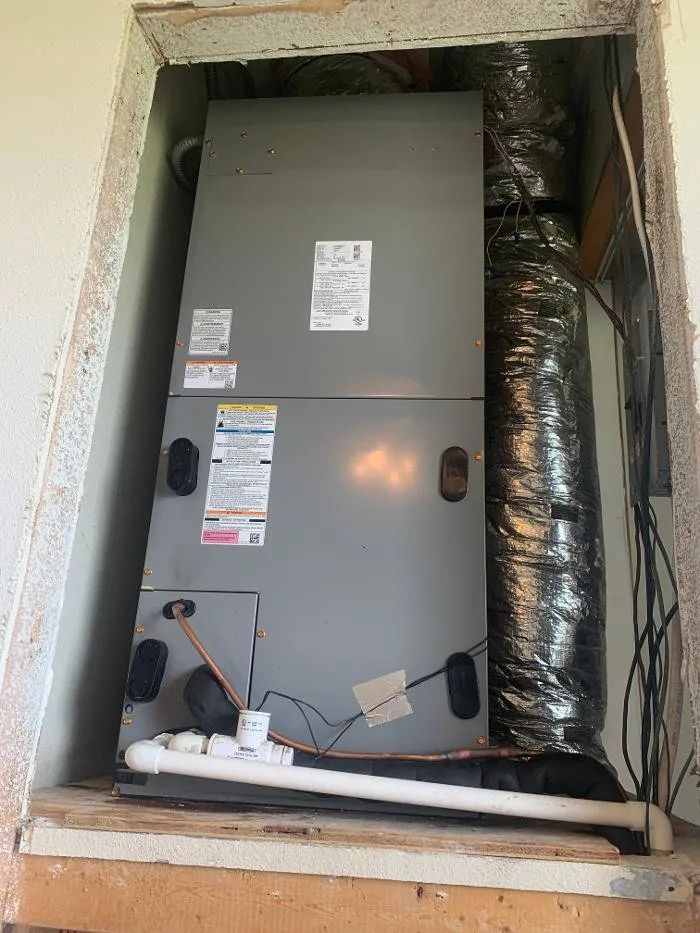 Slide of Diamond G AC