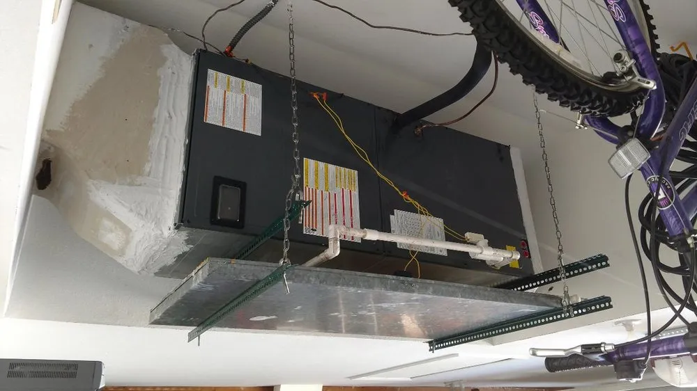 Slide of Diamond G AC