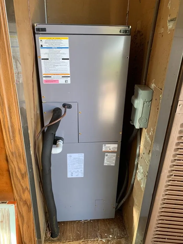 Slide of Diamond G AC