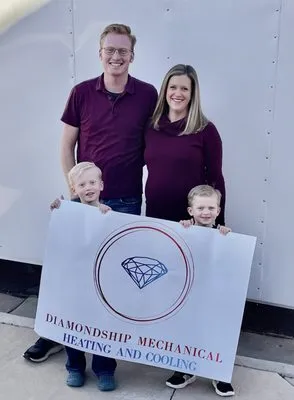 Diamondship Mechanical Logo