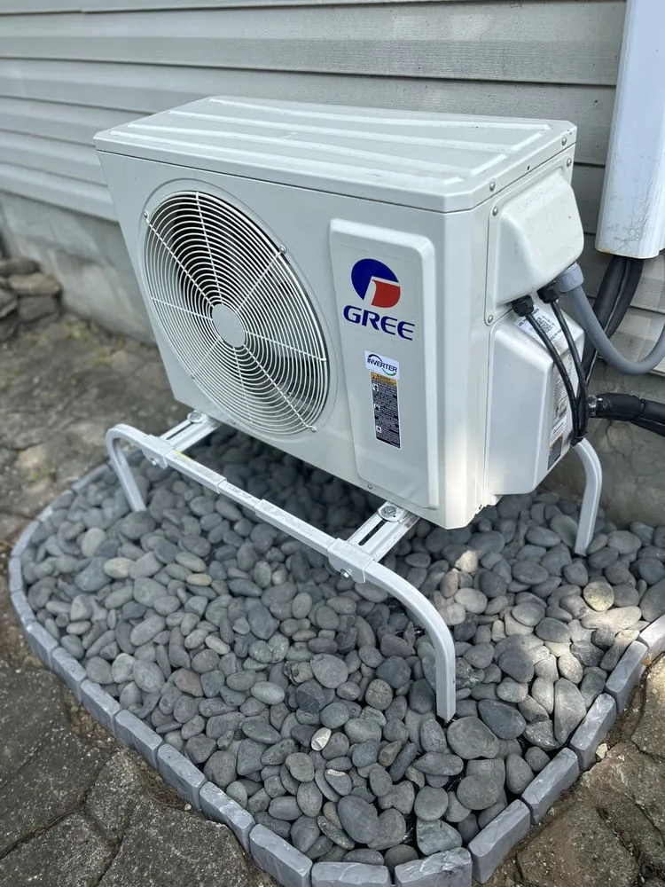 Slide of Diluccia Home Climate Specialists