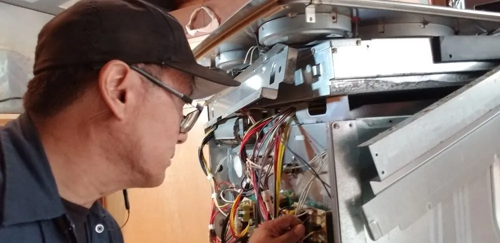 Slide of Discount appliance and ac repair