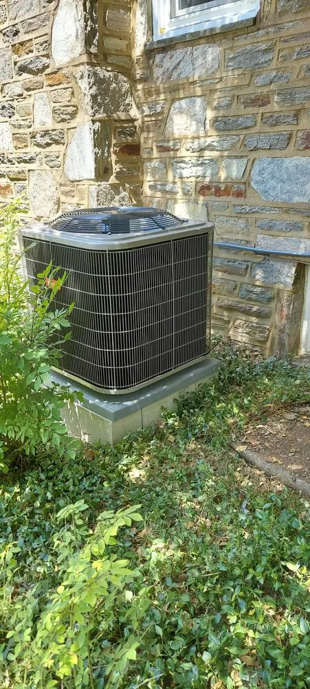 Slide of Diversified Mechanical & Electrical Systems