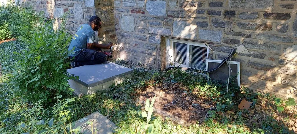 Slide of Diversified Mechanical & Electrical Systems