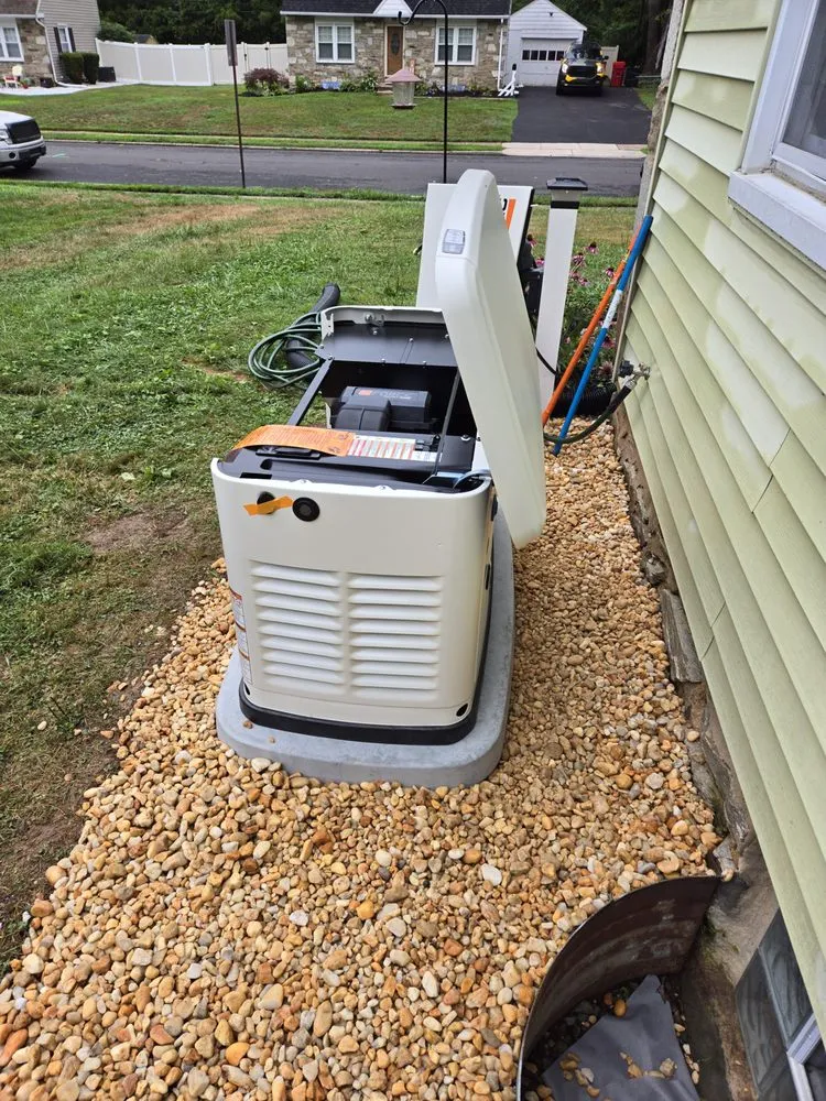 Slide of Diversified Mechanical & Electrical Systems